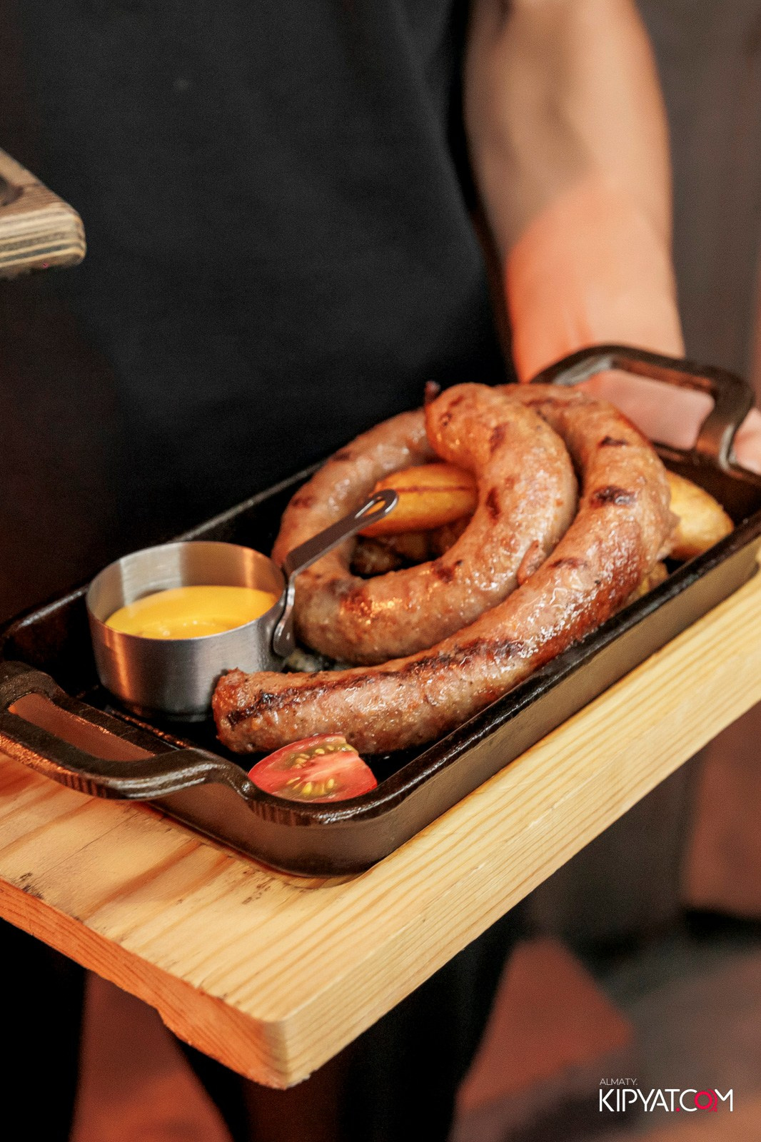 MUNCHEN PUB. КИПЯТКОМ АЛМАТЫ!