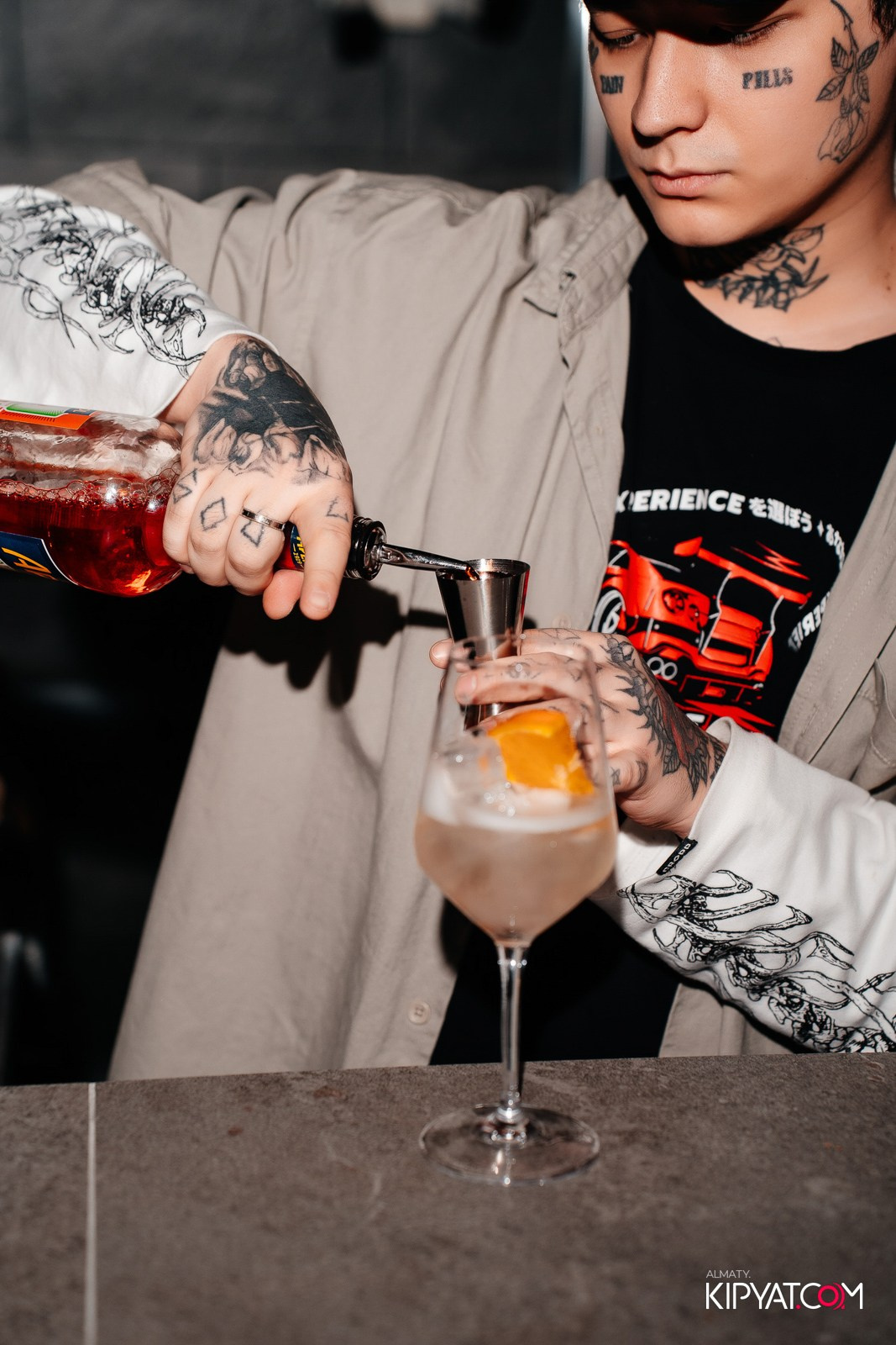 ОФИЦИАЛЬНОЕ ОТКРЫТИЕ ЛЕТНЕЙ ТЕРРАСЫ «TO THE MOON LOUNGE & HOOKAH». КИПЯТКОМ АЛМАТЫ!