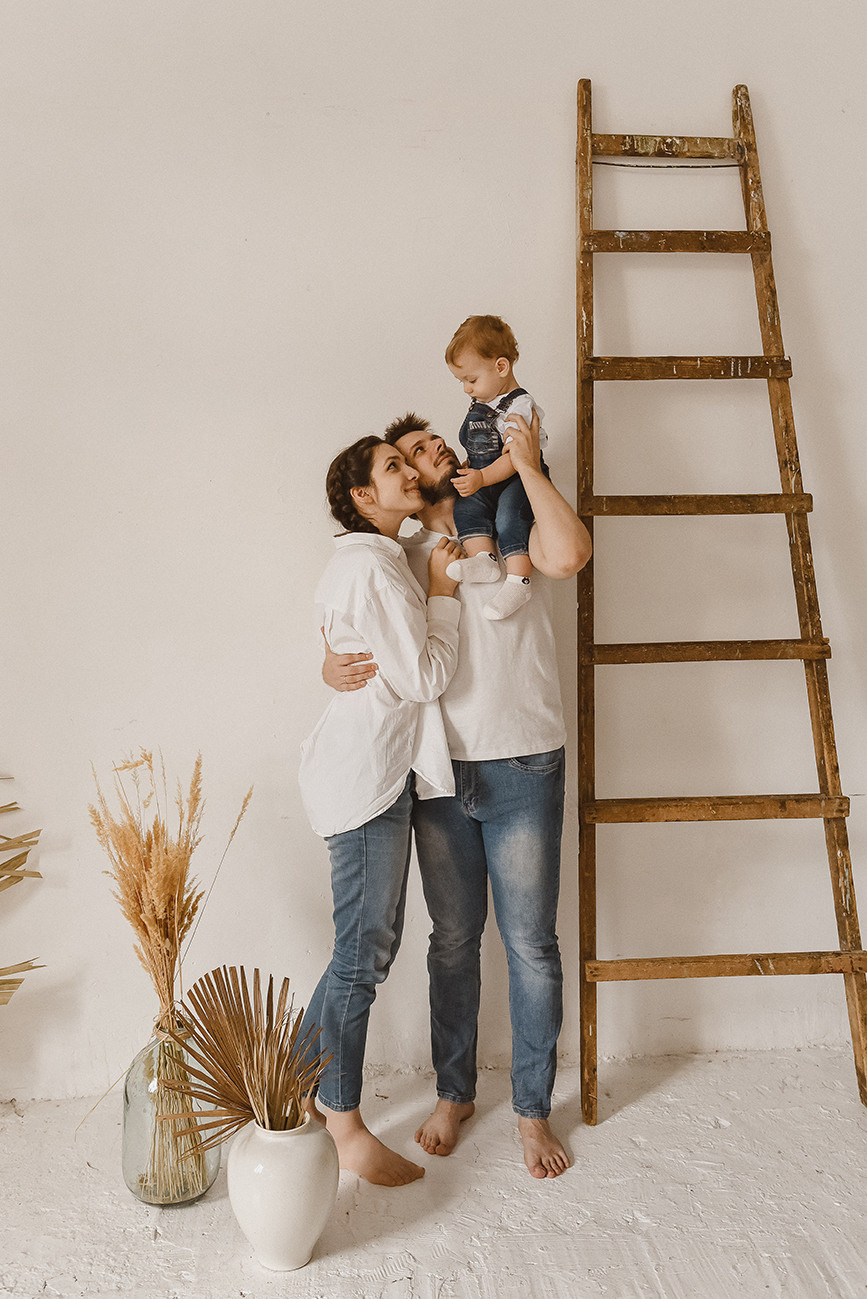 Семейная фотосессия в фотостудии в Ростове. Свадебный и семейный фотограф в Ростове-на-Дону Елена Сторожок