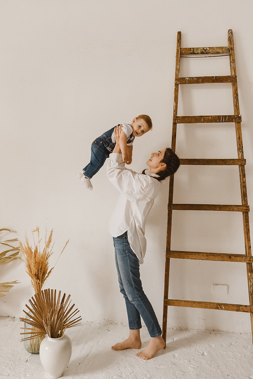 Семейная фотосессия в фотостудии в Ростове. Свадебный и семейный фотограф в Ростове-на-Дону Елена Сторожок