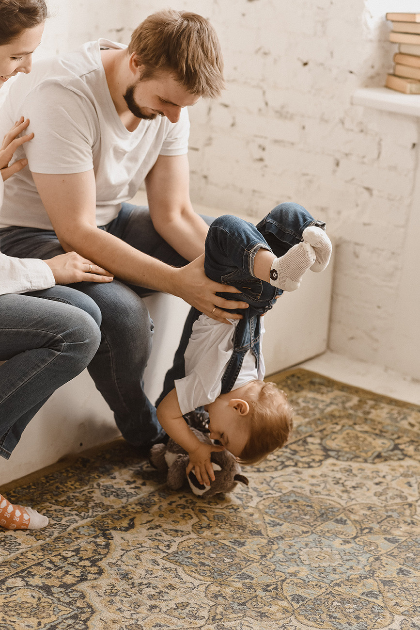 Семейная фотосессия в фотостудии в Ростове. Свадебный и семейный фотограф в Ростове-на-Дону Елена Сторожок