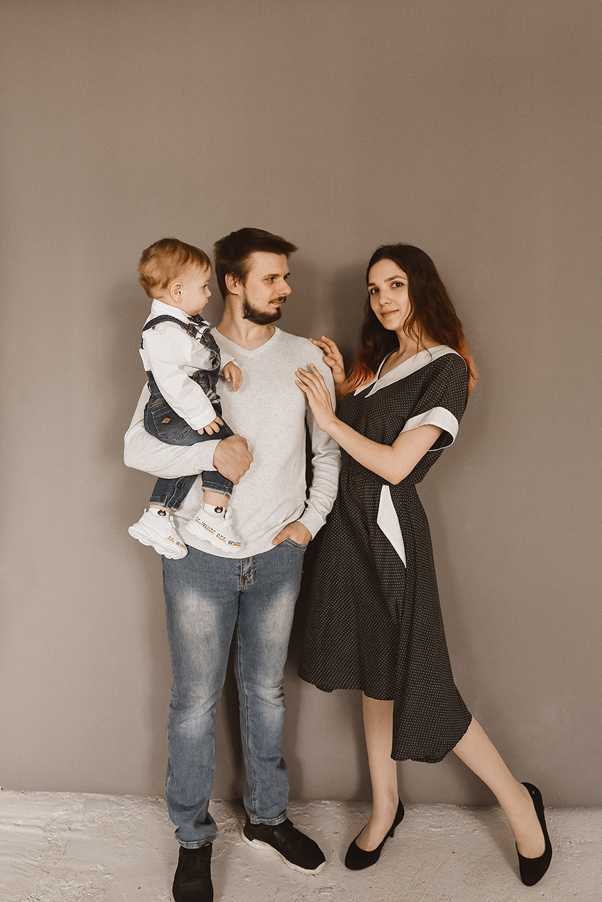 Семейная фотосессия в фотостудии в Ростове. Свадебный и семейный фотограф в Ростове-на-Дону Елена Сторожок