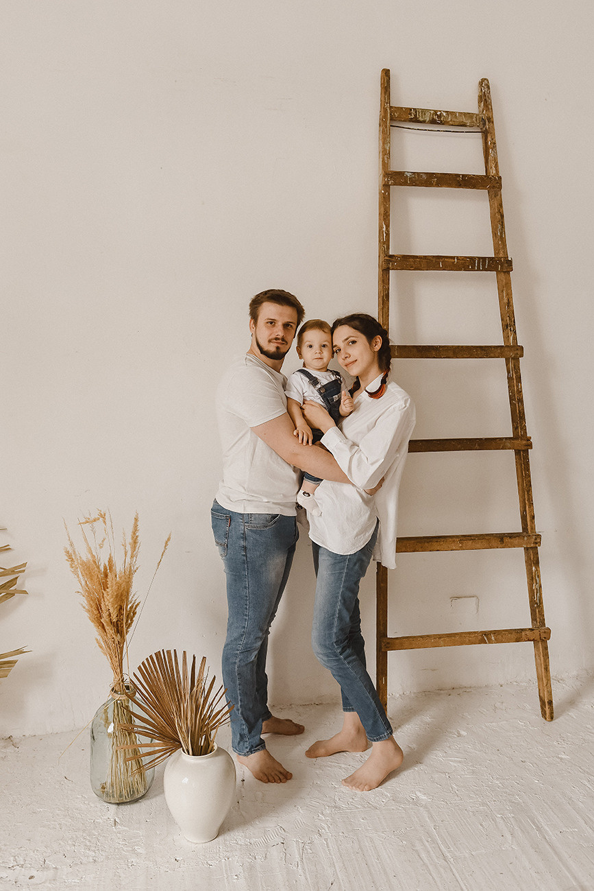 Семейная фотосессия в фотостудии в Ростове. Свадебный и семейный фотограф в Ростове-на-Дону Елена Сторожок