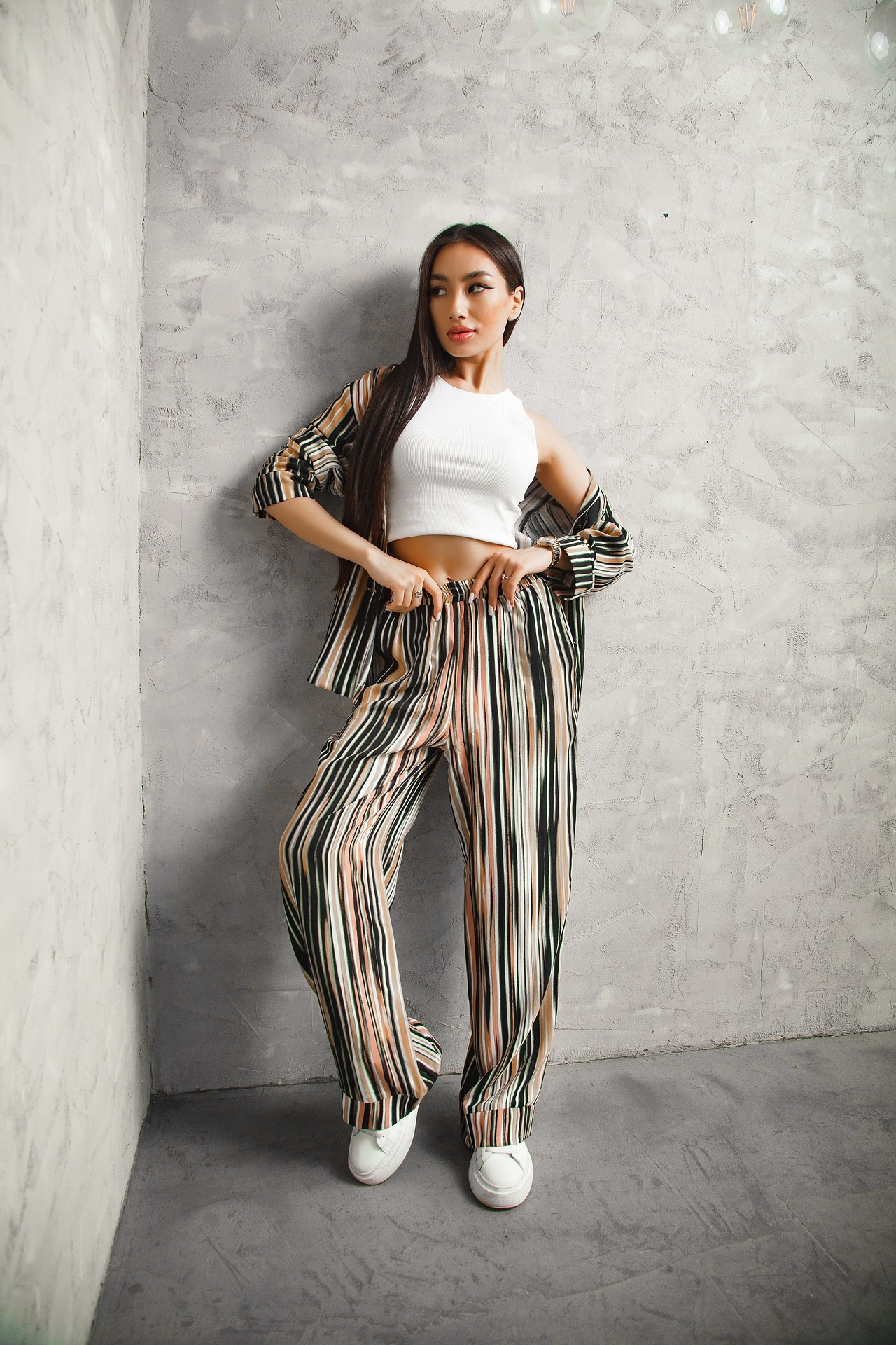 Реклама женской одежды. Натан Супервайзер по Продакшену