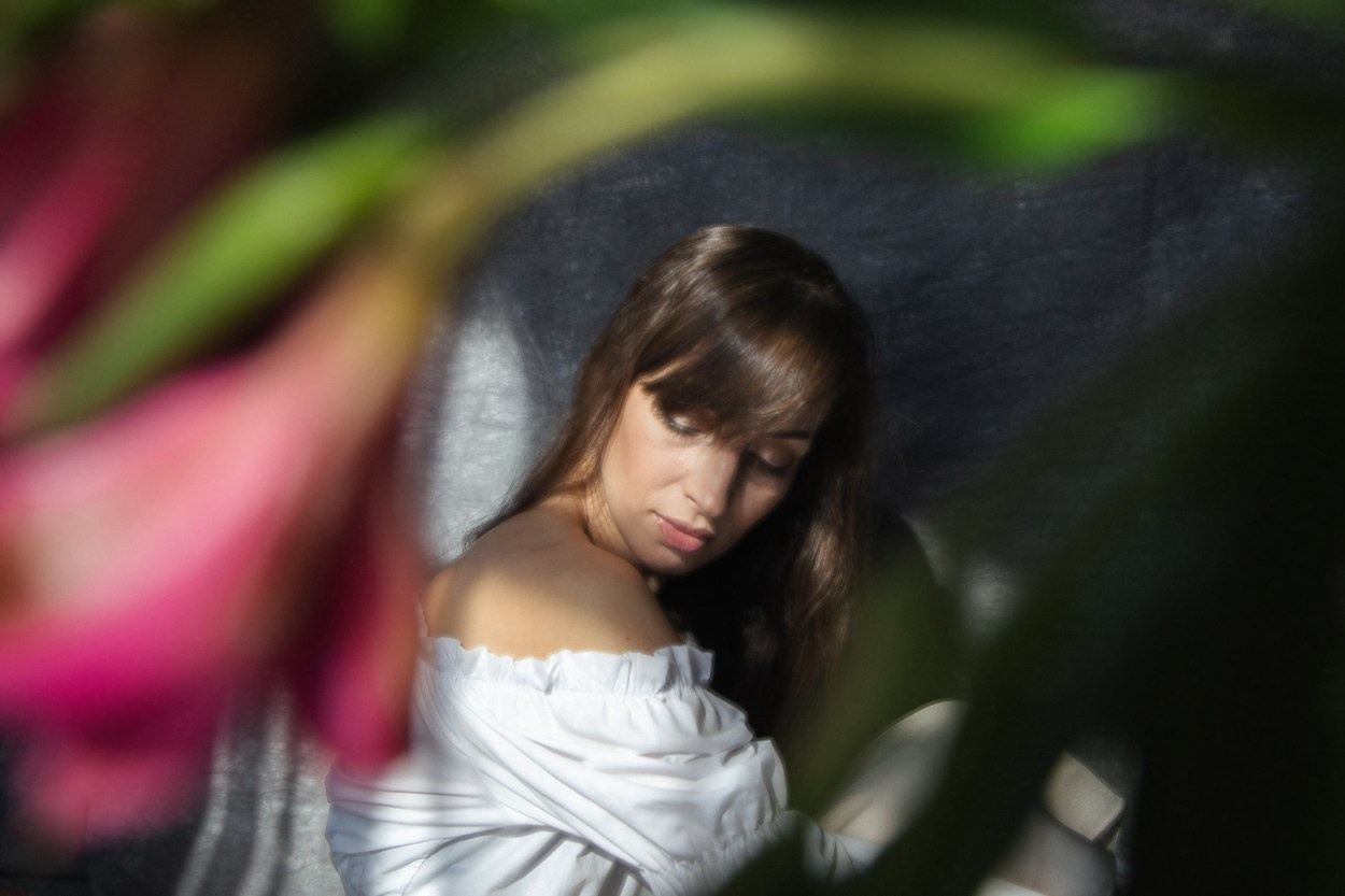 Творческий женский портрет. Фотосъёмка в студии. Арт-фотограф. Фотосъемка, авторские принты для интерьера