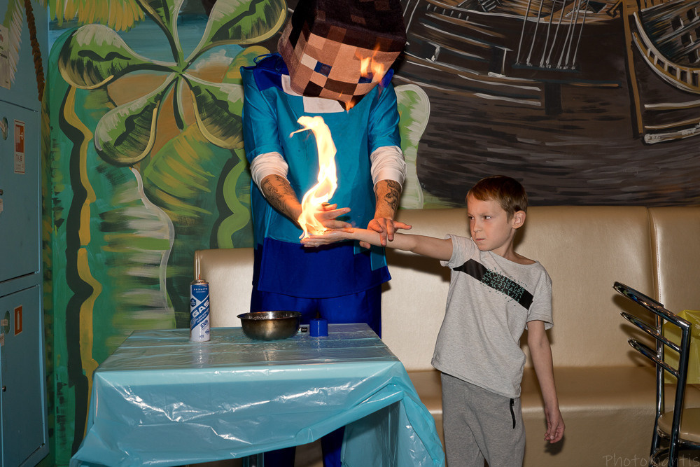 Детский день рождения. Photomantis