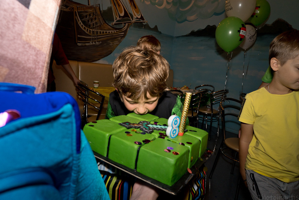 Детский день рождения. Photomantis