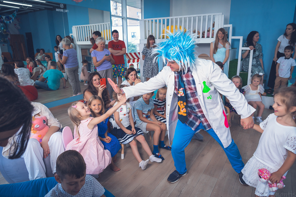 Детский день рождения. Photomantis