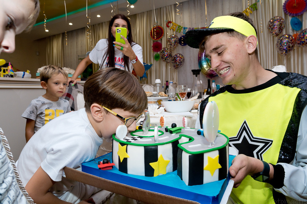 Детский день рождения. Photomantis