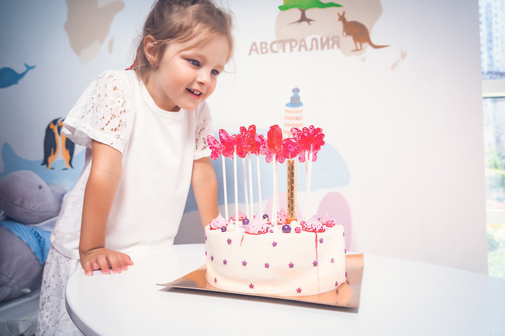 Детский день рождения. Photomantis