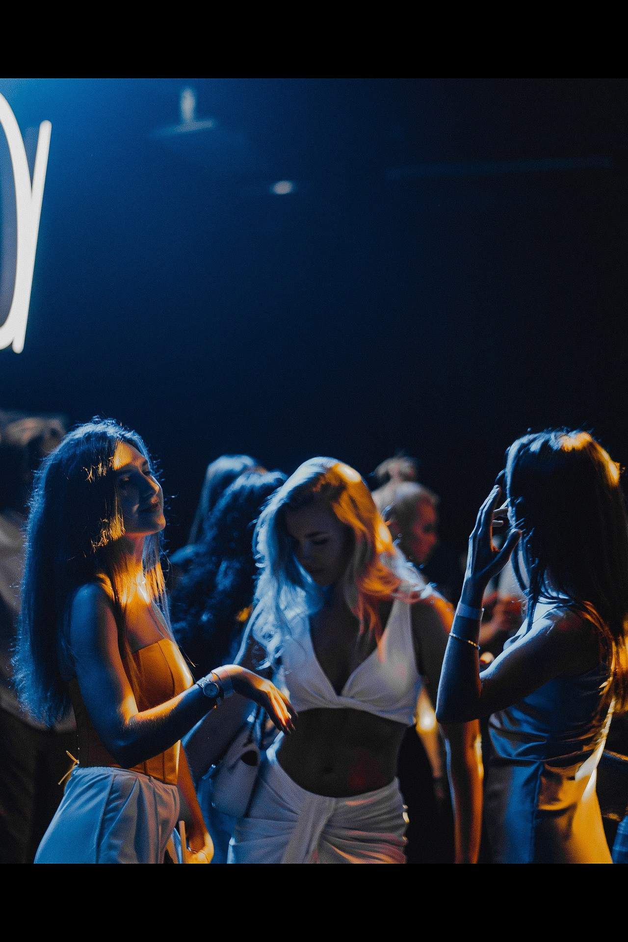 ÇAVA на террасе So/ St. Petersburg. KORSHIKOV SERGEY