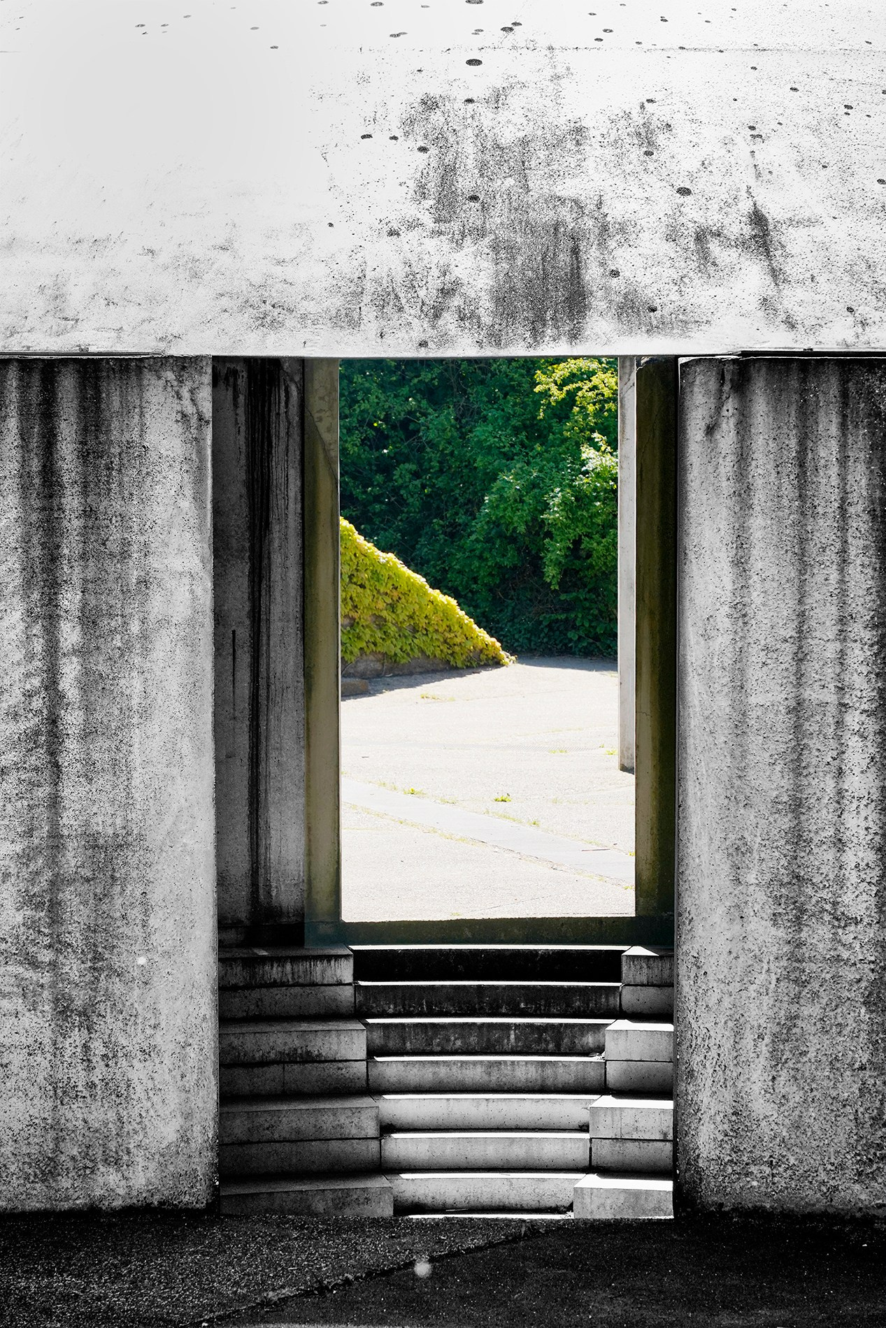 Vestibulum. Vasiliy Riabovol — Fine Art Photographer | Time, Space, and Silence