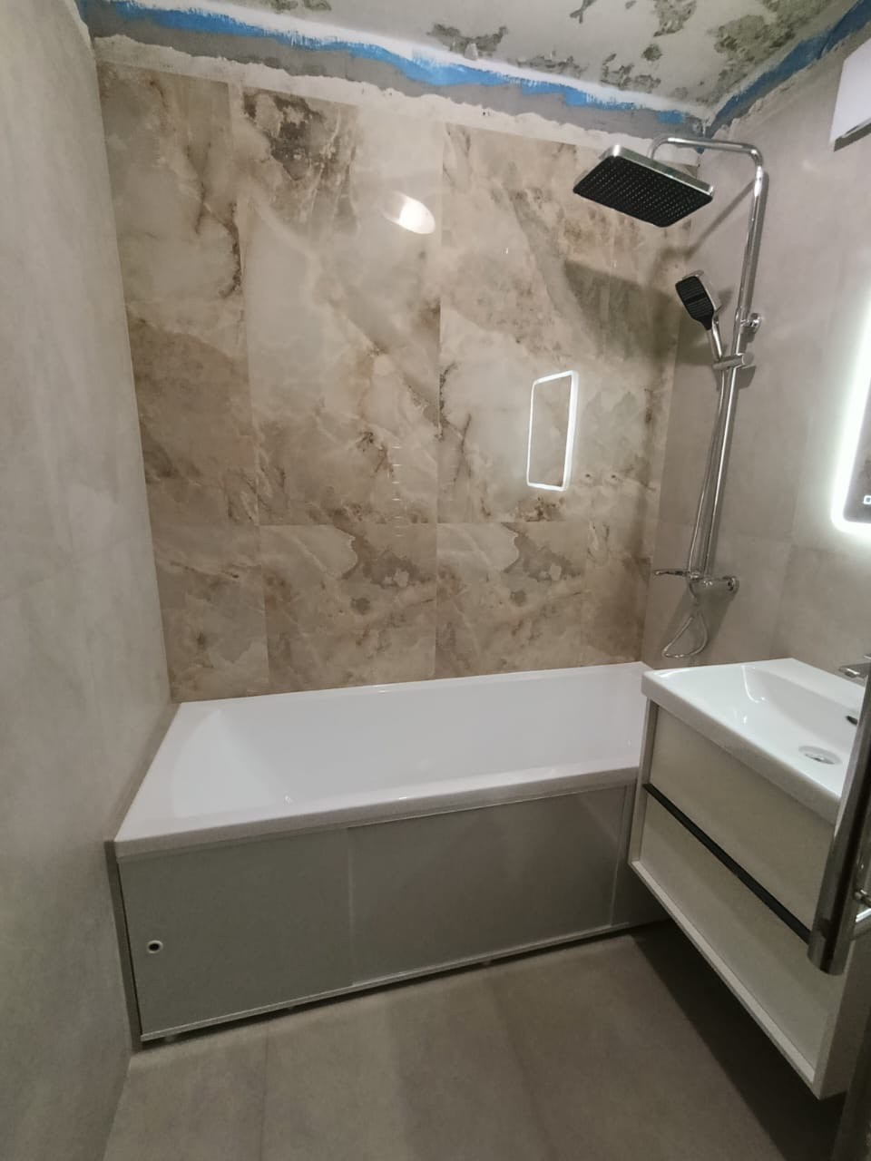 Ванная комната (ул. Королева д. 20). Ремонт санузла, туалета, ванной под ключ в Казани. Укладка плитки