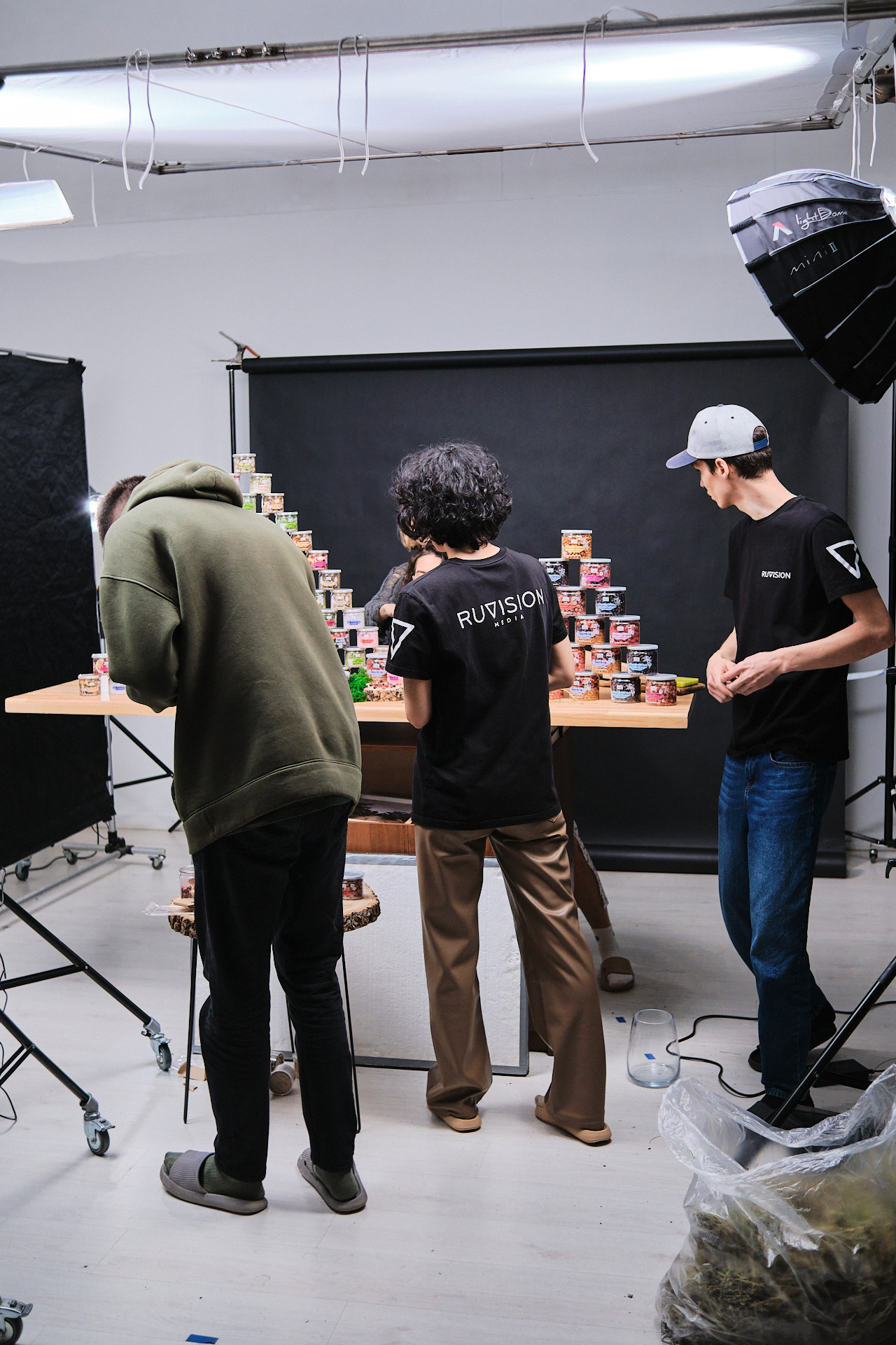 Дикоросы большой страны. Медиапродакшн Ruvision — wow-презентация вашего бизнеса