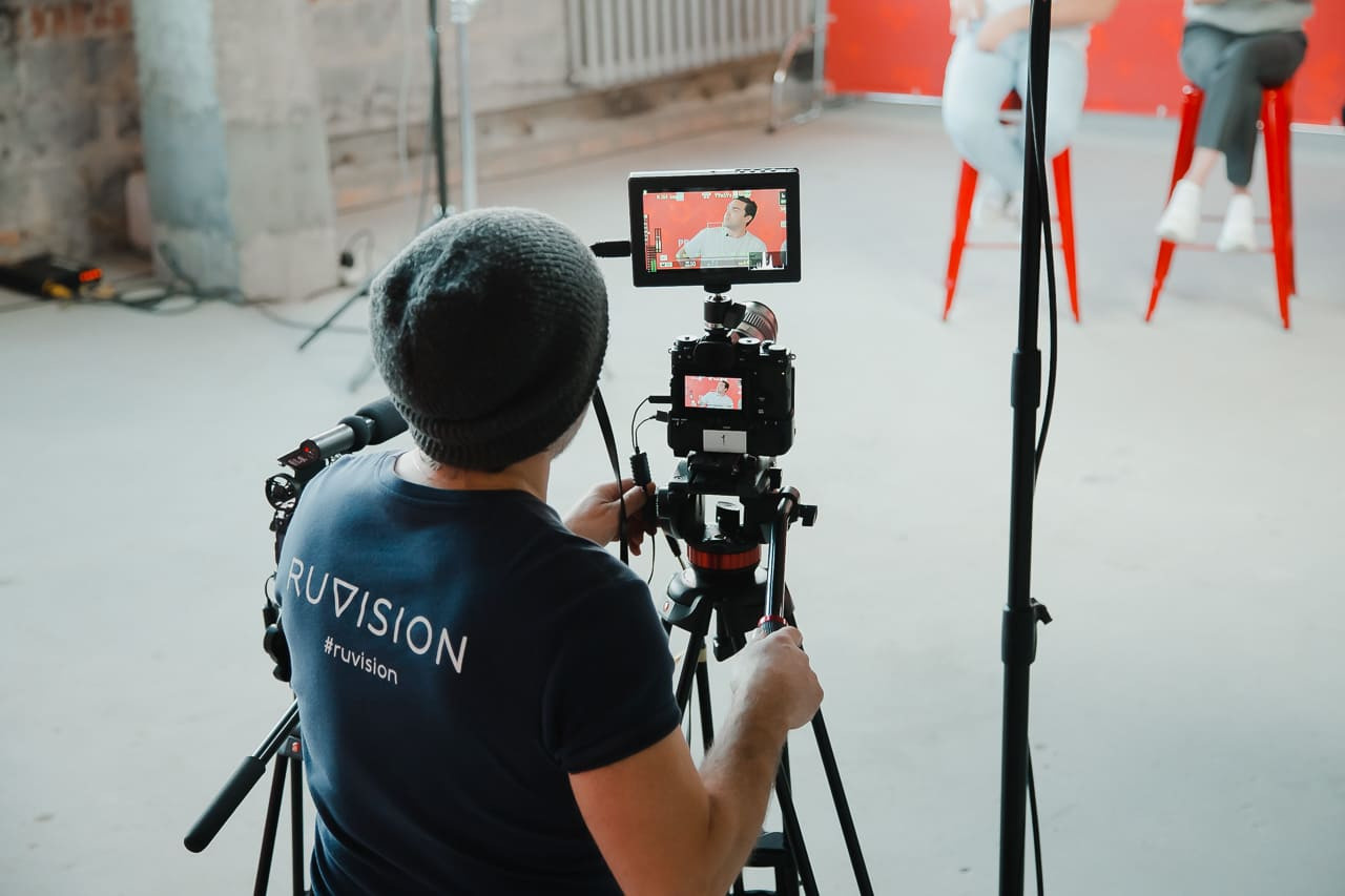 Просто Бизнес. Медиапродакшн Ruvision — wow-презентация вашего бизнеса