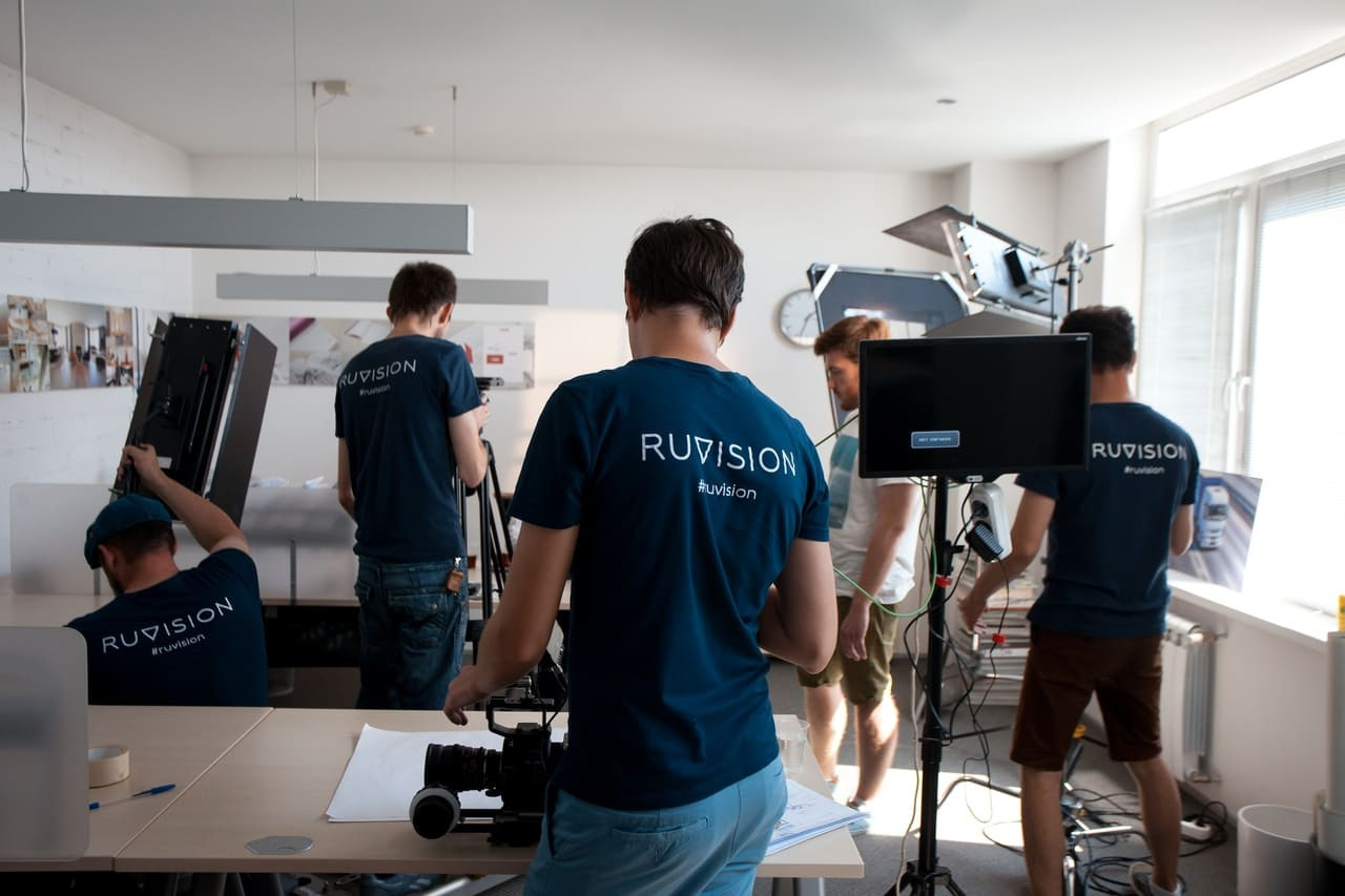 Truck2rent. Медиапродакшн Ruvision — wow-презентация вашего бизнеса