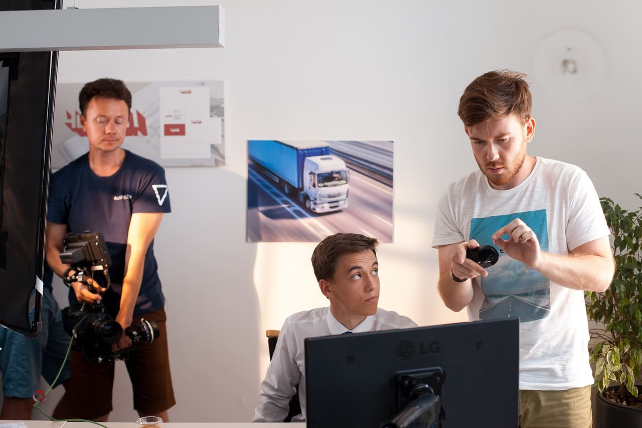 Truck2rent. Медиапродакшн Ruvision — wow-презентация вашего бизнеса