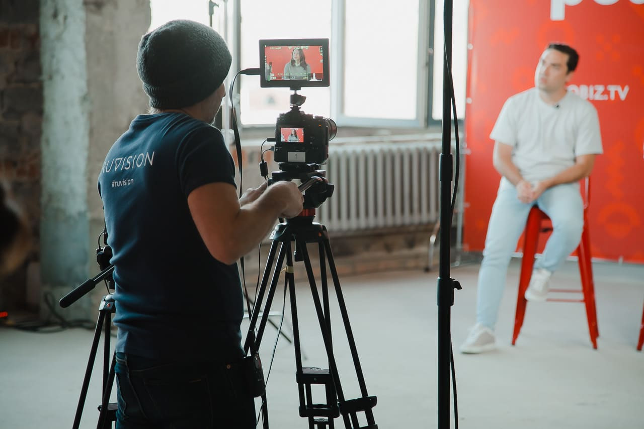 Просто Бизнес. Медиапродакшн Ruvision — wow-презентация вашего бизнеса