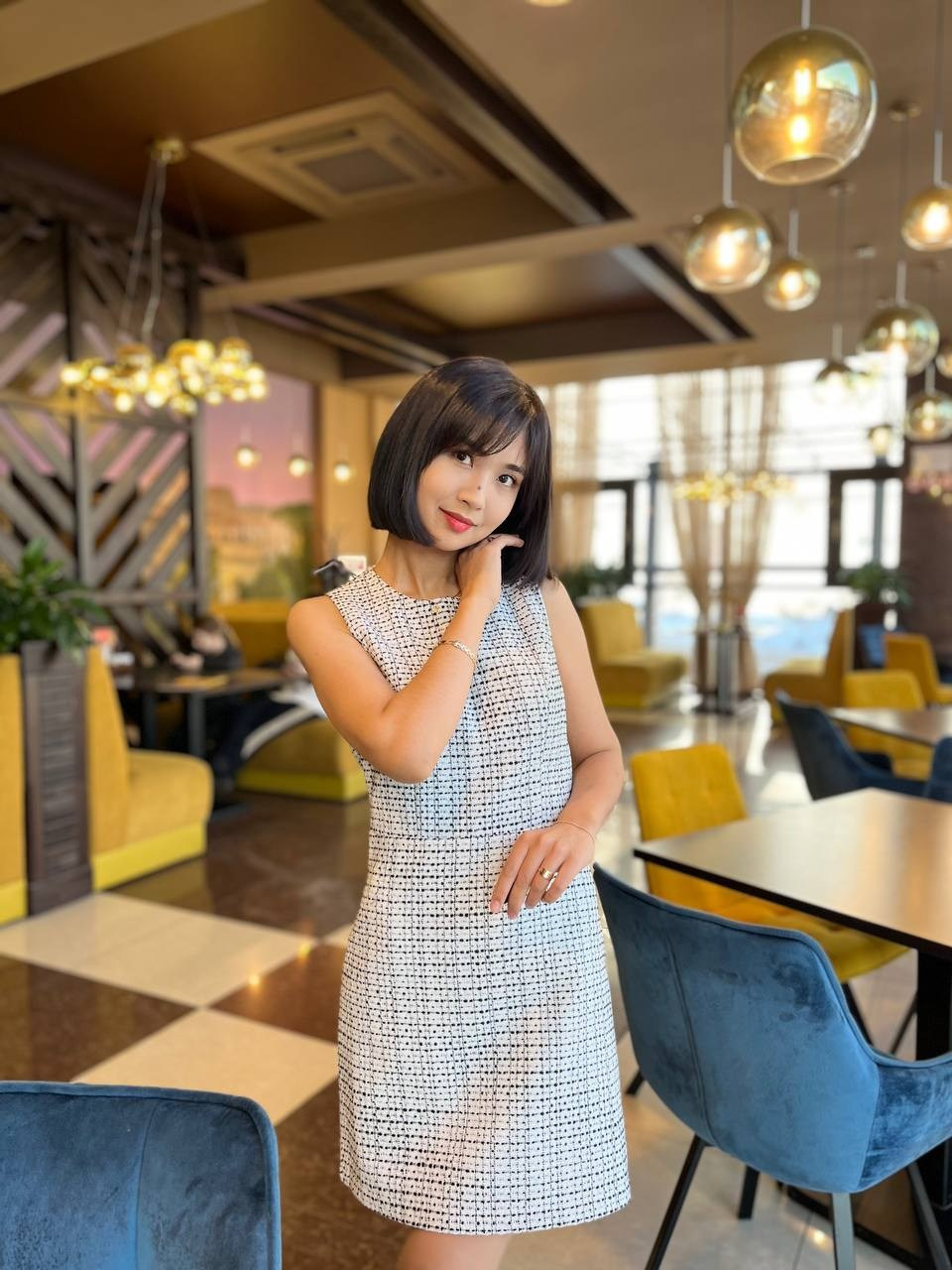 Модель для предметной съемки Дамира Красноярск| Sale Easy