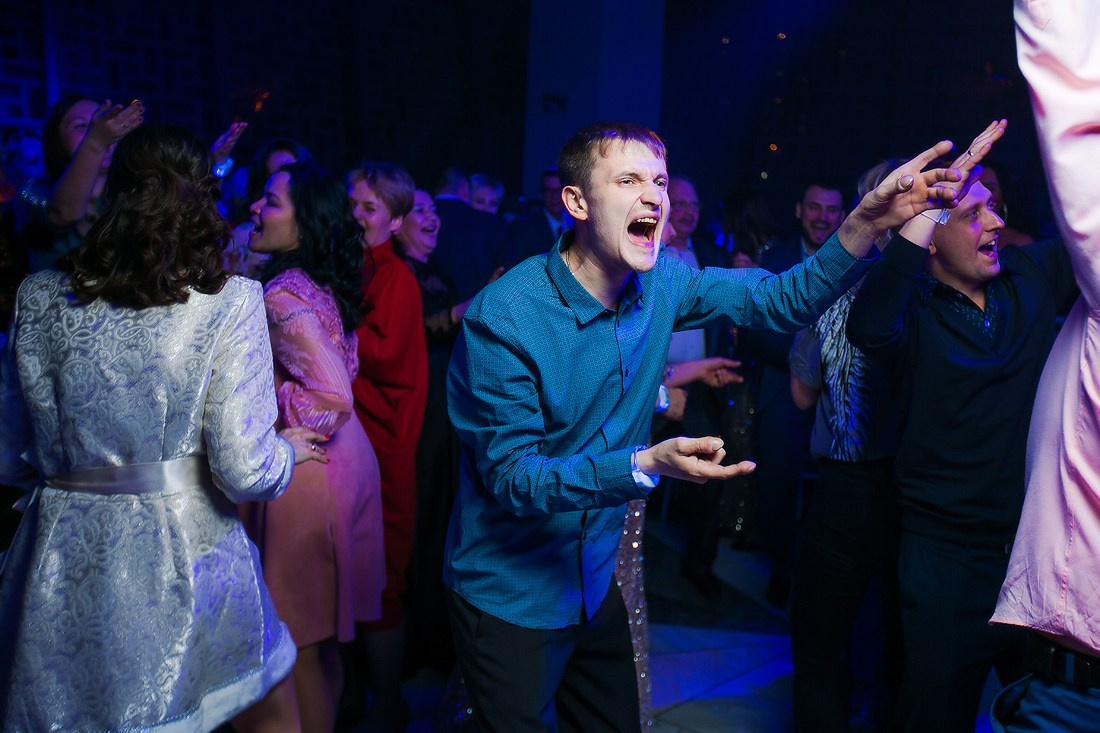 Фотосъемка новогоднего корпоратива Медипал. Репортажный фотограф Борис Геер