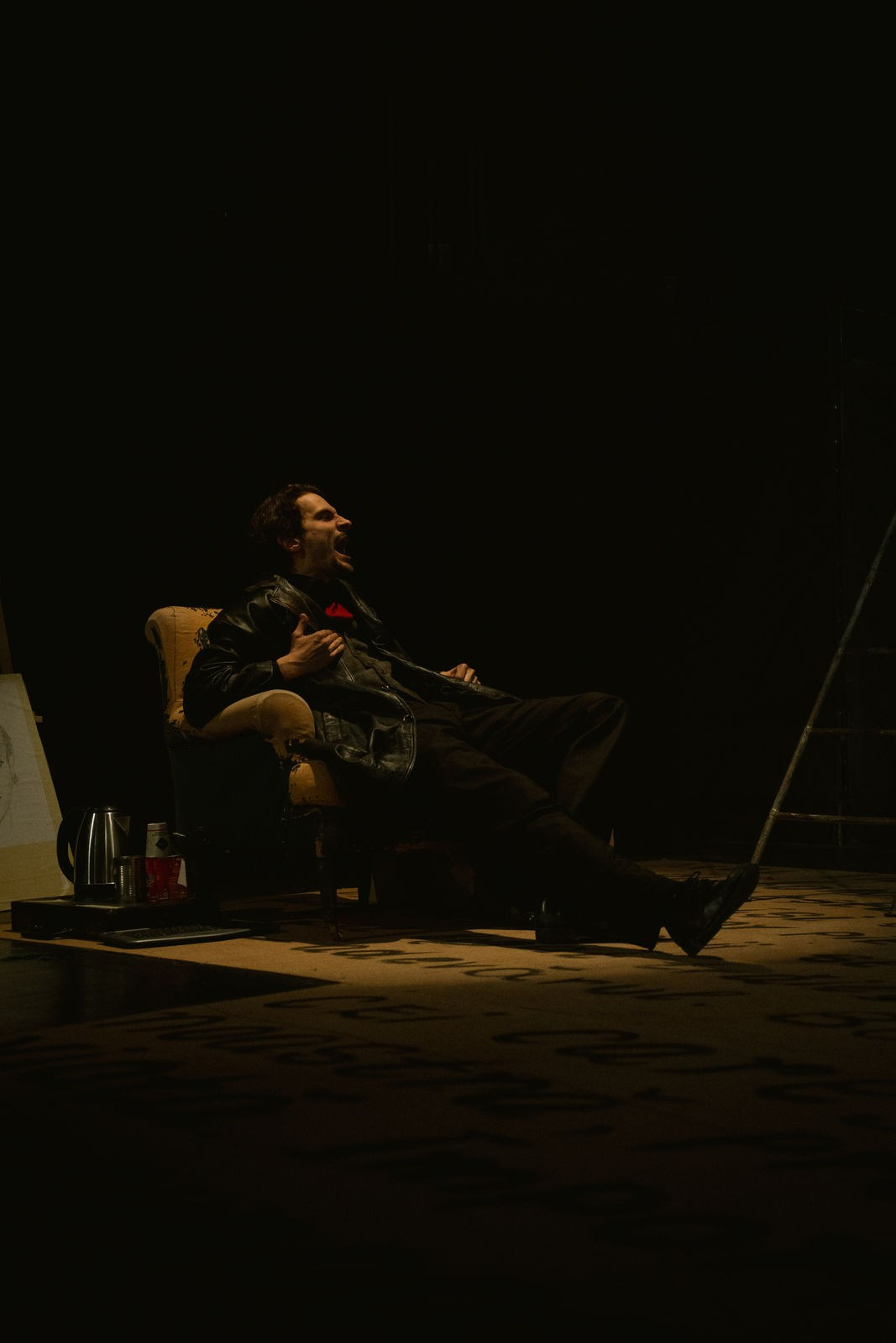 «Трехгрошовая опера». Режиссёр Даниил Филиппович