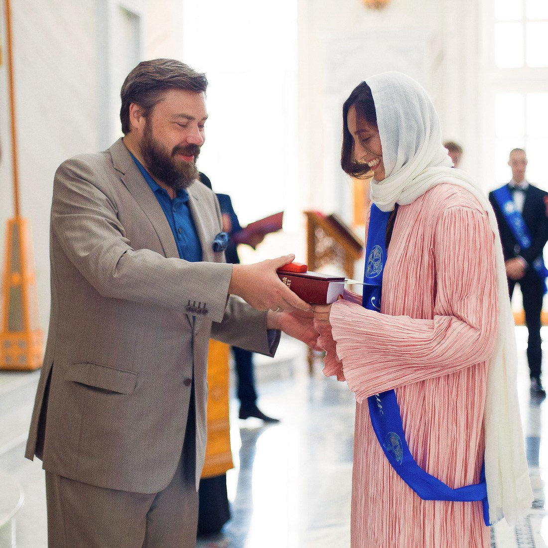 Выпускной в гимназии «Василиада». Репортажный фотограф Борис Геер