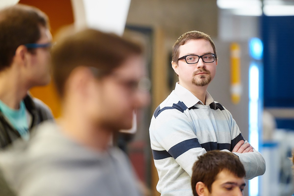 Нейромонах Феофан в Avito. Репортажный фотограф в Москве Вадим Францев