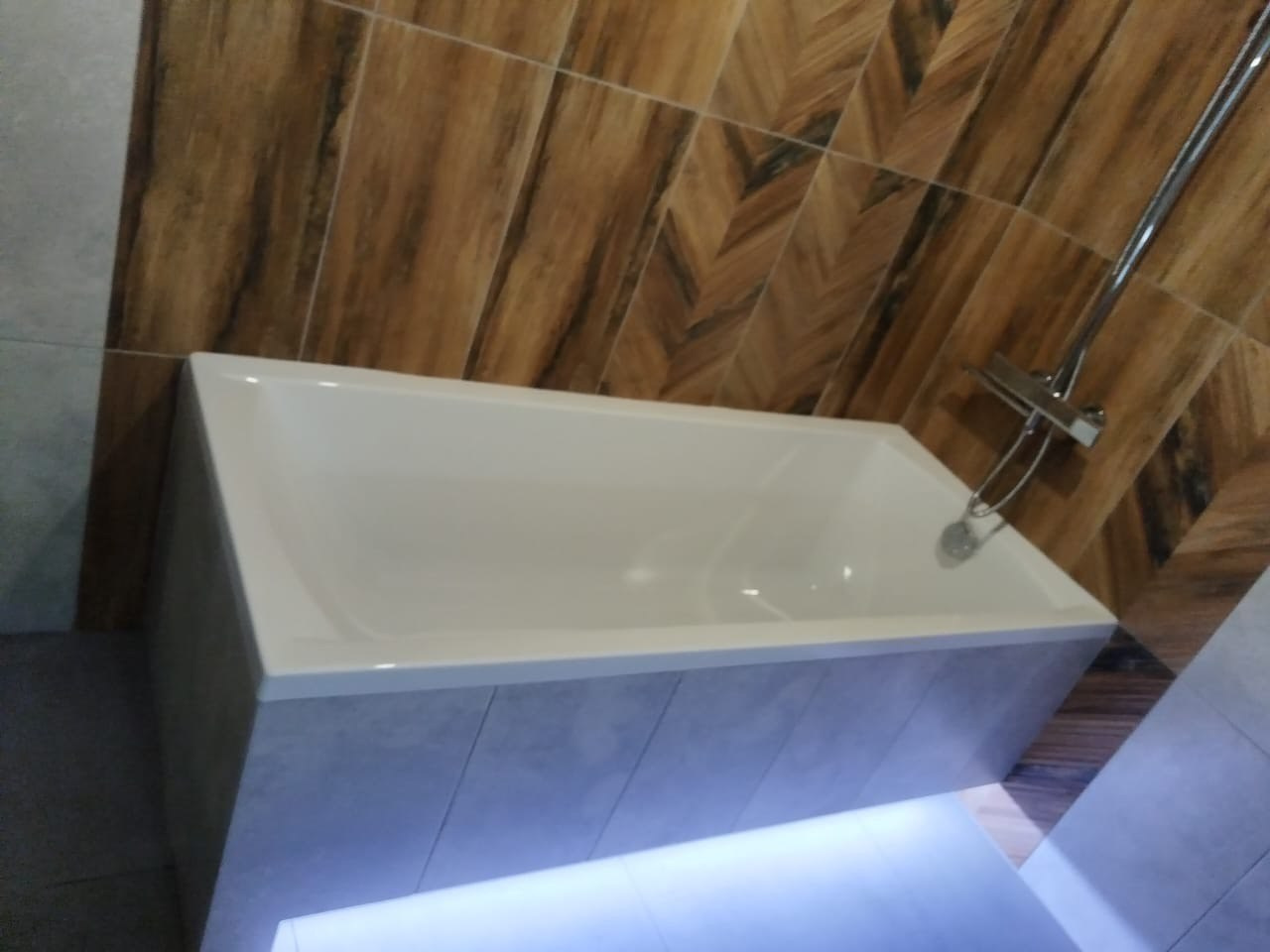 Ванная комната (с. Осиново, ул. Солнечная, д. 67а). Ремонт санузла, туалета, ванной под ключ в Казани. Укладка плитки