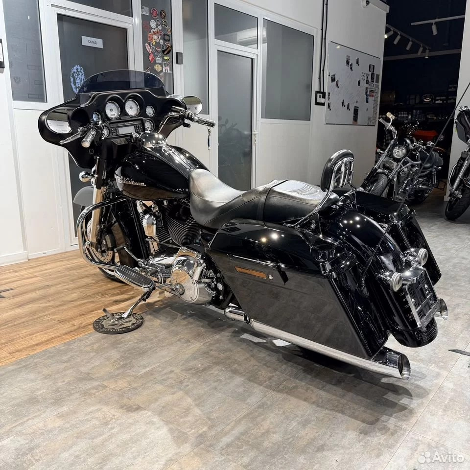 2010 Street Glidе 96 АВS Vivid Black Еnfоrсеr. Hello Davidson, Москва. Только хорошие мотоциклы…