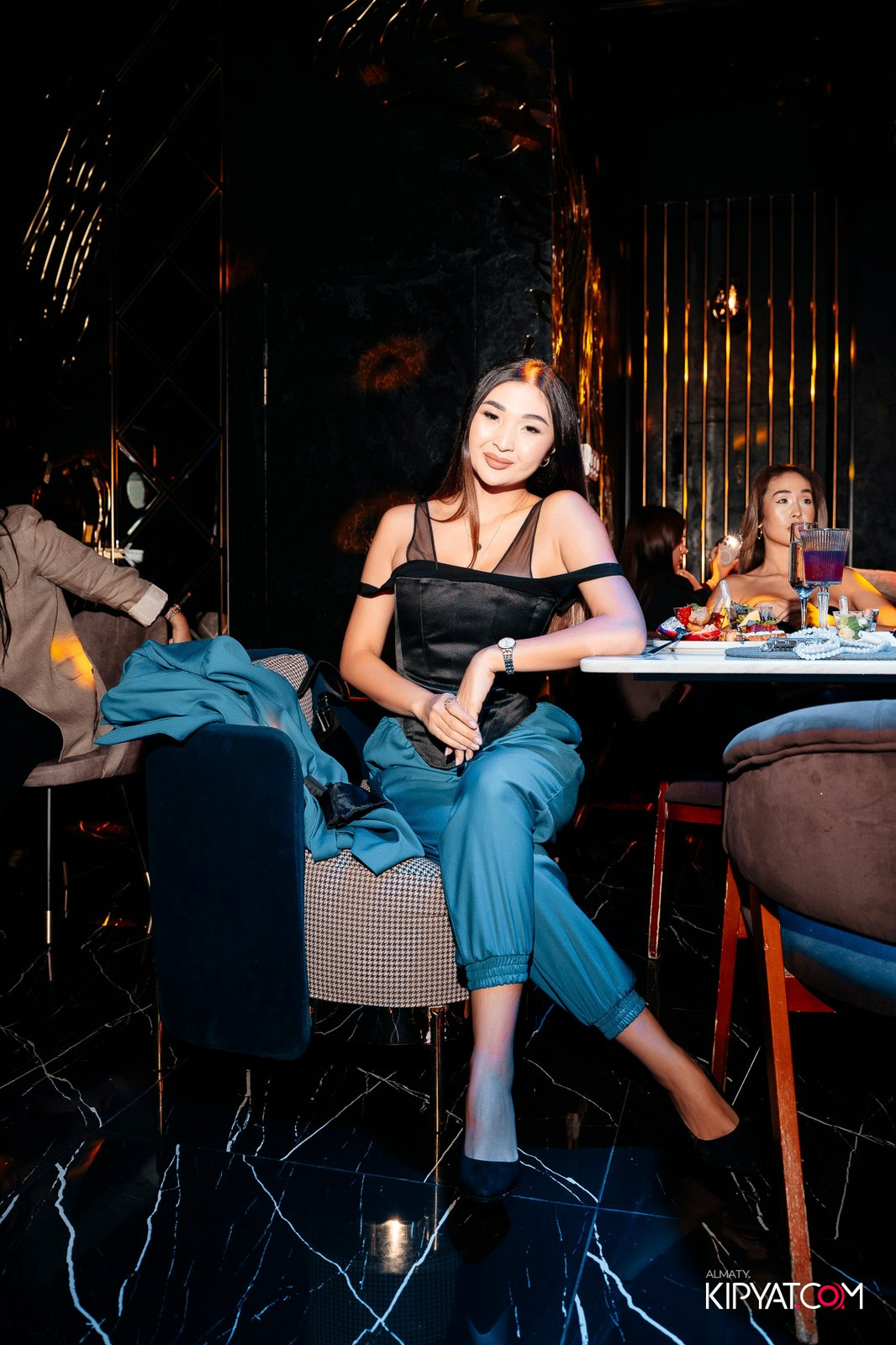 KARAOKE BATTLE В MOOD KARAOKE & TERRACE. КИПЯТКОМ АЛМАТЫ!