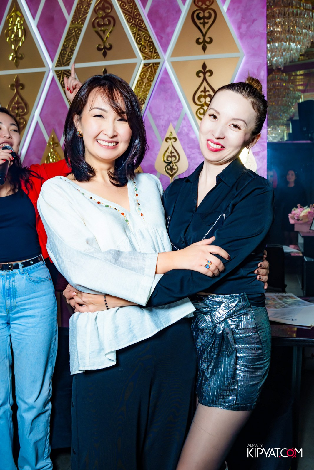 MOOD KARAOKE & TERRACE. КИПЯТКОМ АЛМАТЫ!