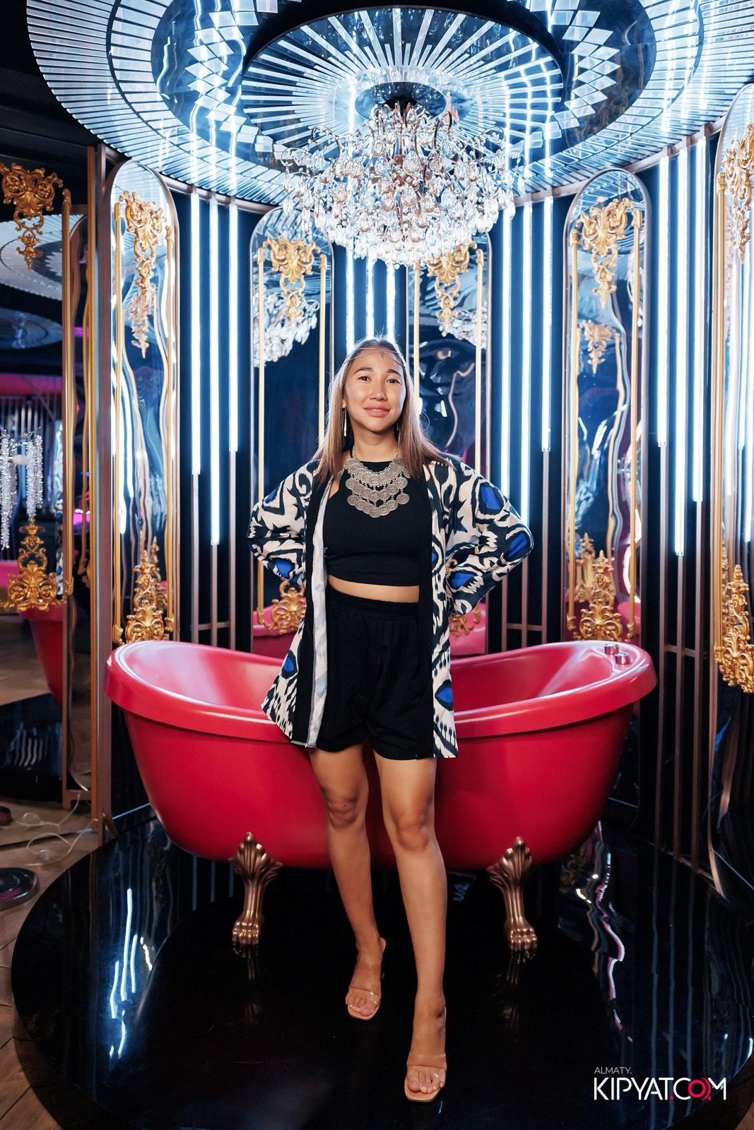 ЗАЯ, НА БИС. КИПЯТКОМ АЛМАТЫ!