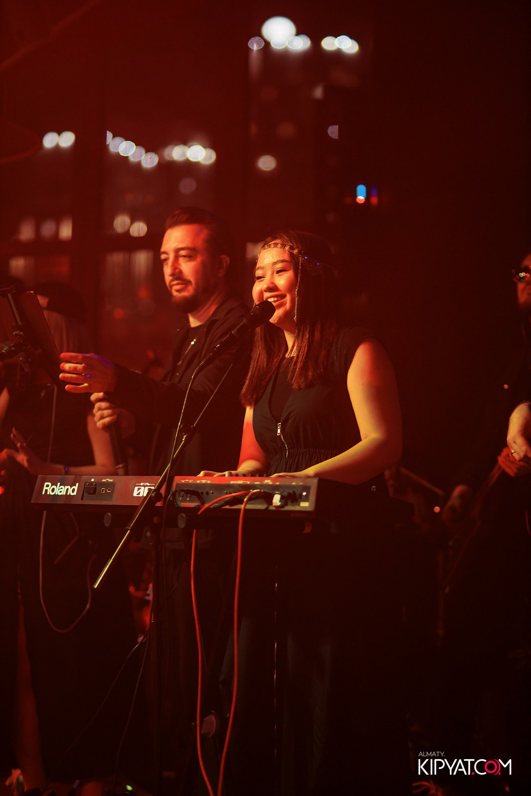 FRIENDS BAR & TERRACE. КИПЯТКОМ АЛМАТЫ!