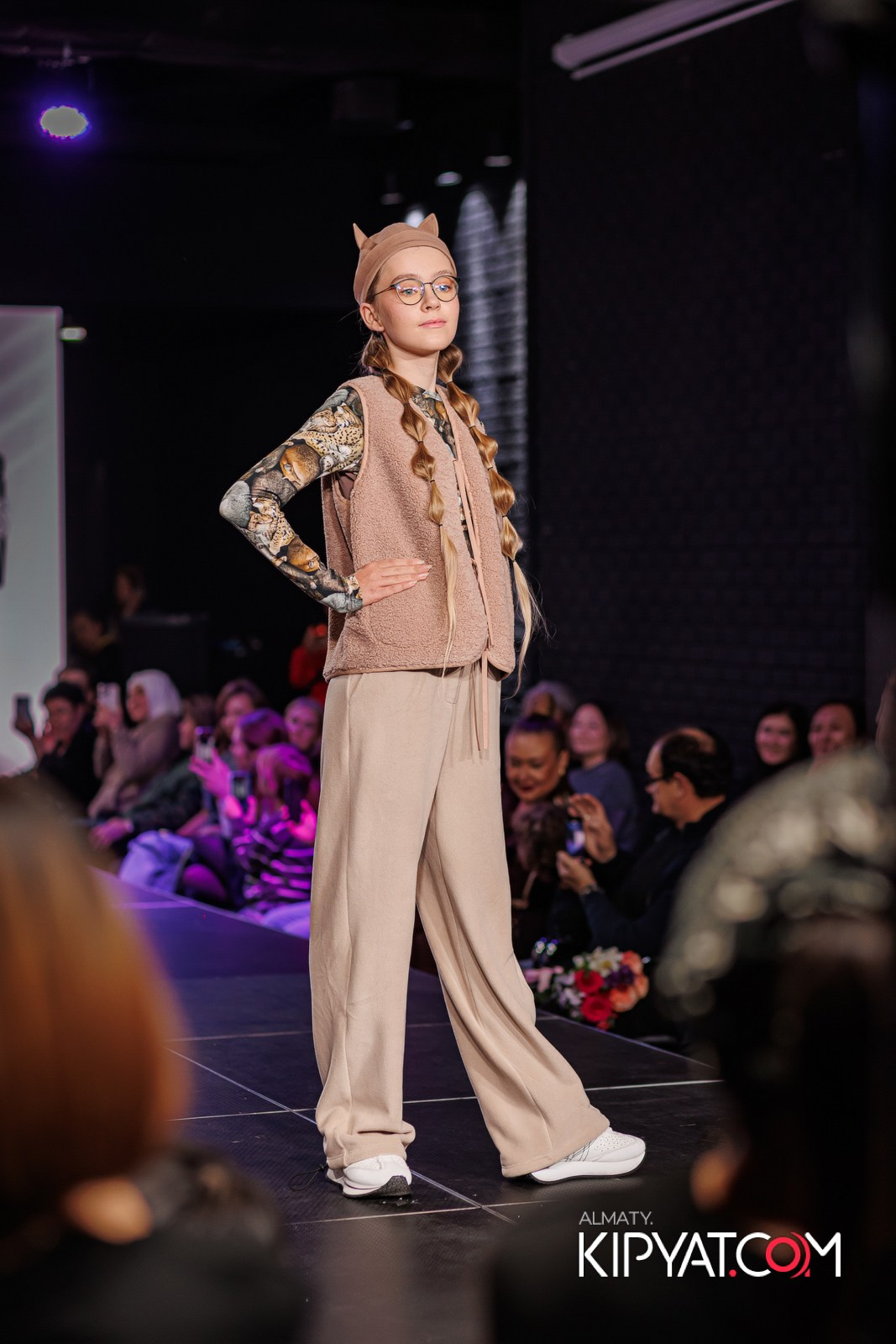 JUNIOR MODELS SHOW В РАМКАХ БЛАГОТВОРИТЕЛЬНОГО ПРОЕКТА МОДА ЗА СЧАСТЬЕ ДЕТЕЙ. КИПЯТКОМ АЛМАТЫ!