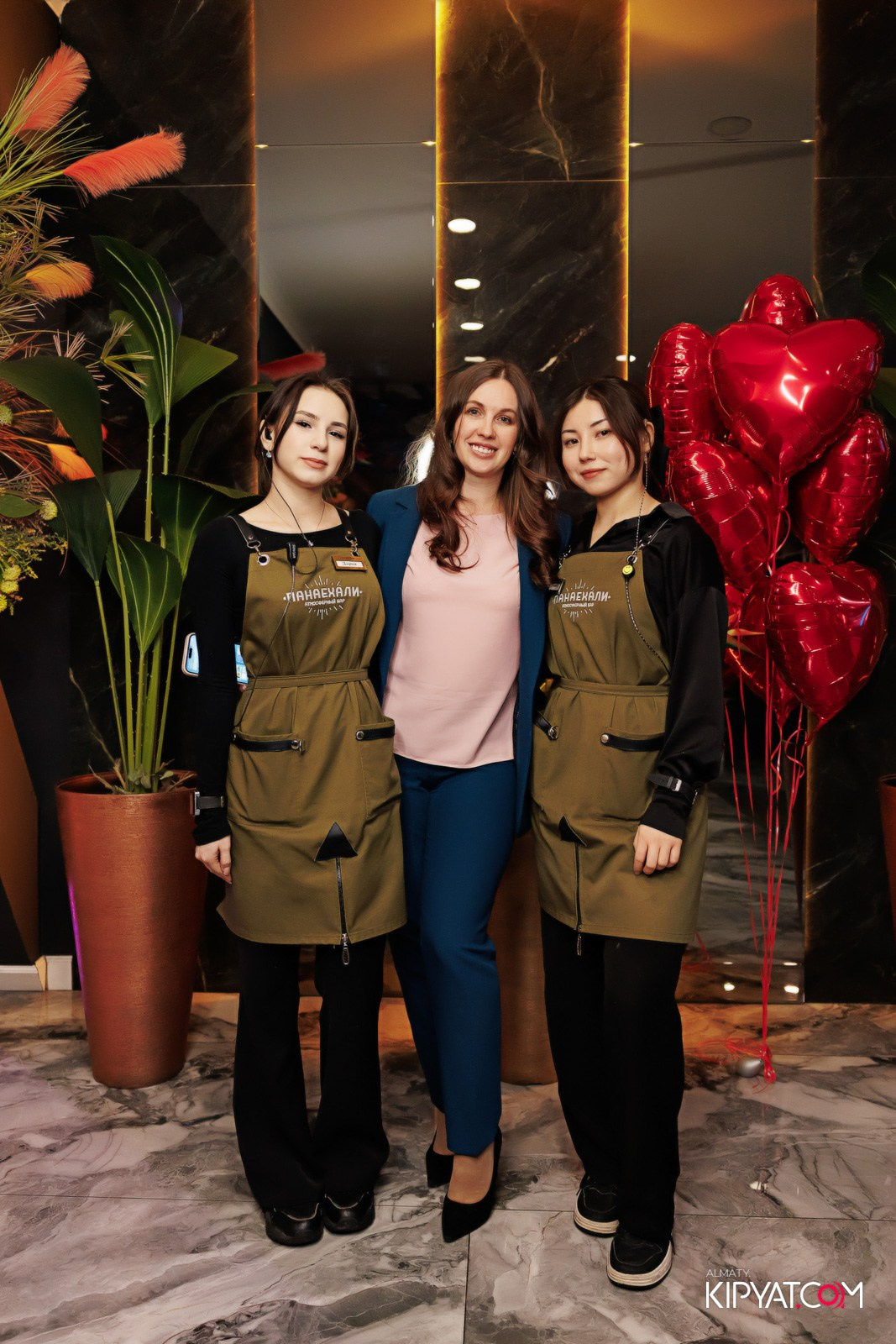 БАР ПАНАЕХАЛИ НА ДОСТЫК. КИПЯТКОМ АЛМАТЫ!