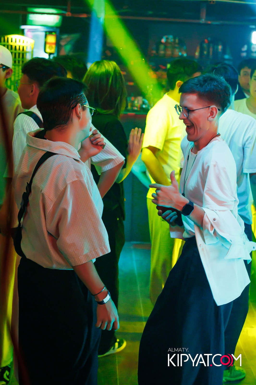 НОЧНОЙ КЛУБ ICON. КИПЯТКОМ АЛМАТЫ!