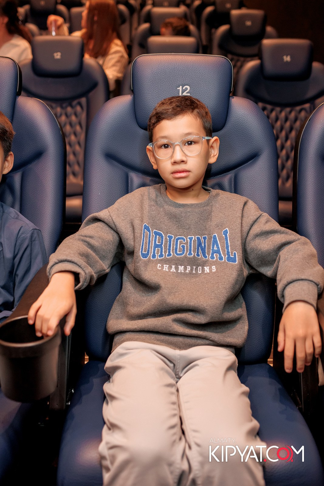 ПРЕЗЕНТАЦИЯ 9 ГРУППЫ КИНОПРОЕКТА «STARBALALAR». КИПЯТКОМ АЛМАТЫ!