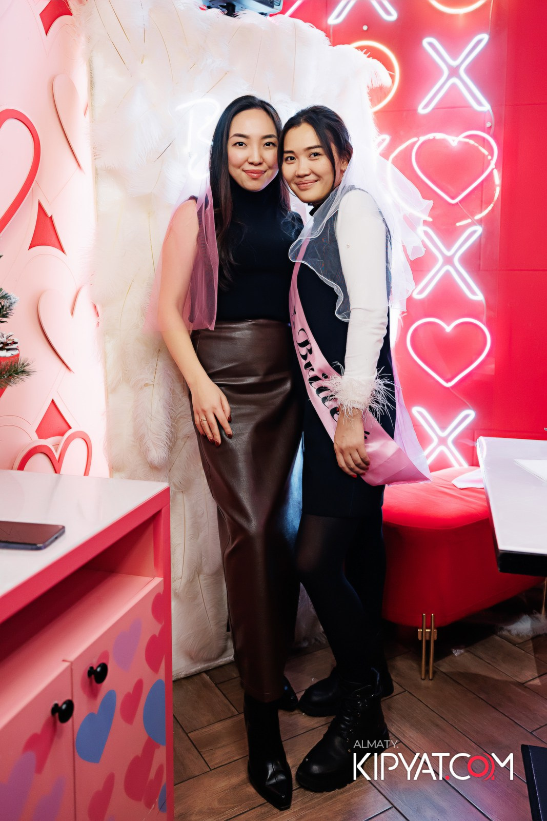 ЗАЯ, НА БИС. КИПЯТКОМ АЛМАТЫ!