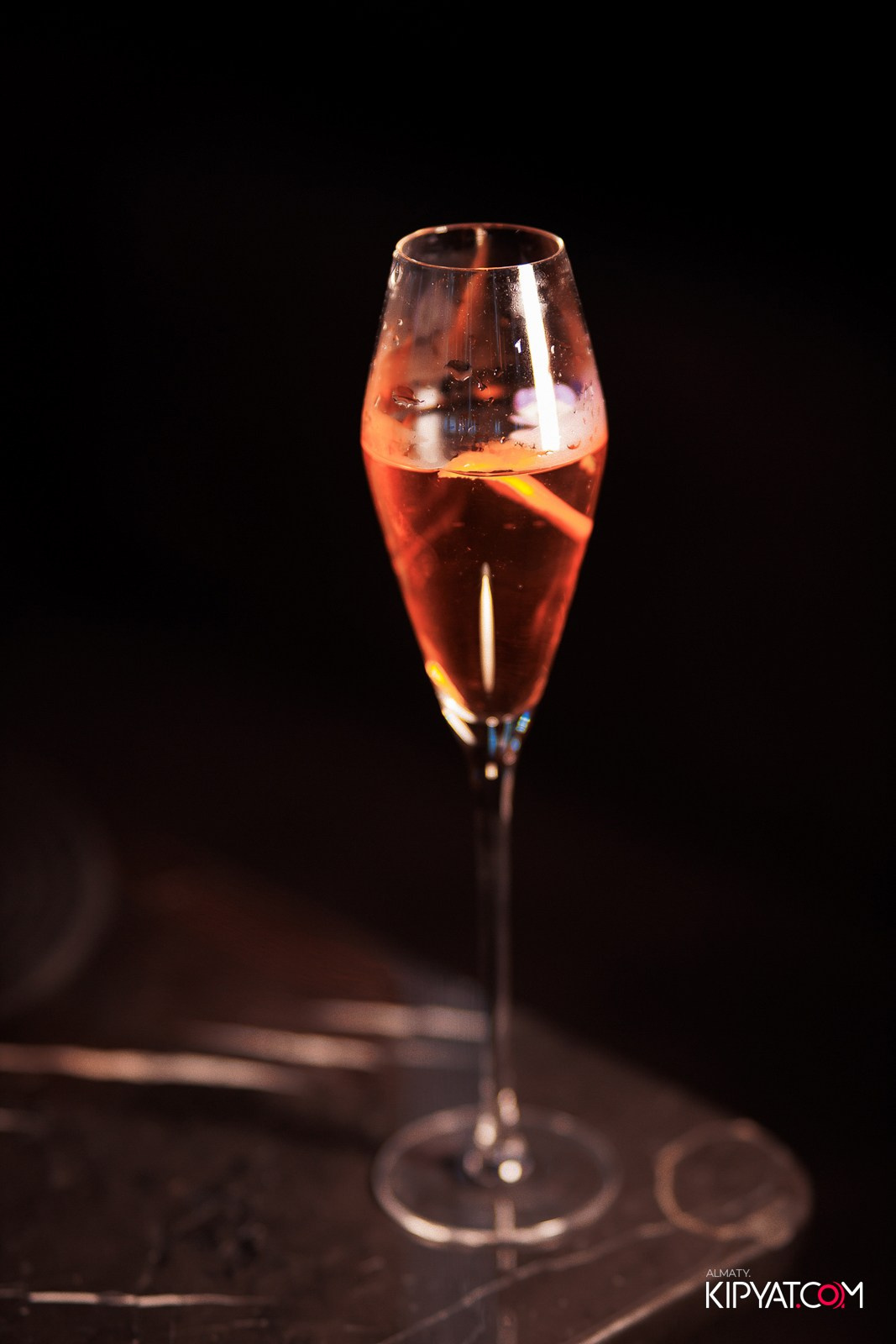 FRIENDS BAR & TERRACE. КИПЯТКОМ АЛМАТЫ!