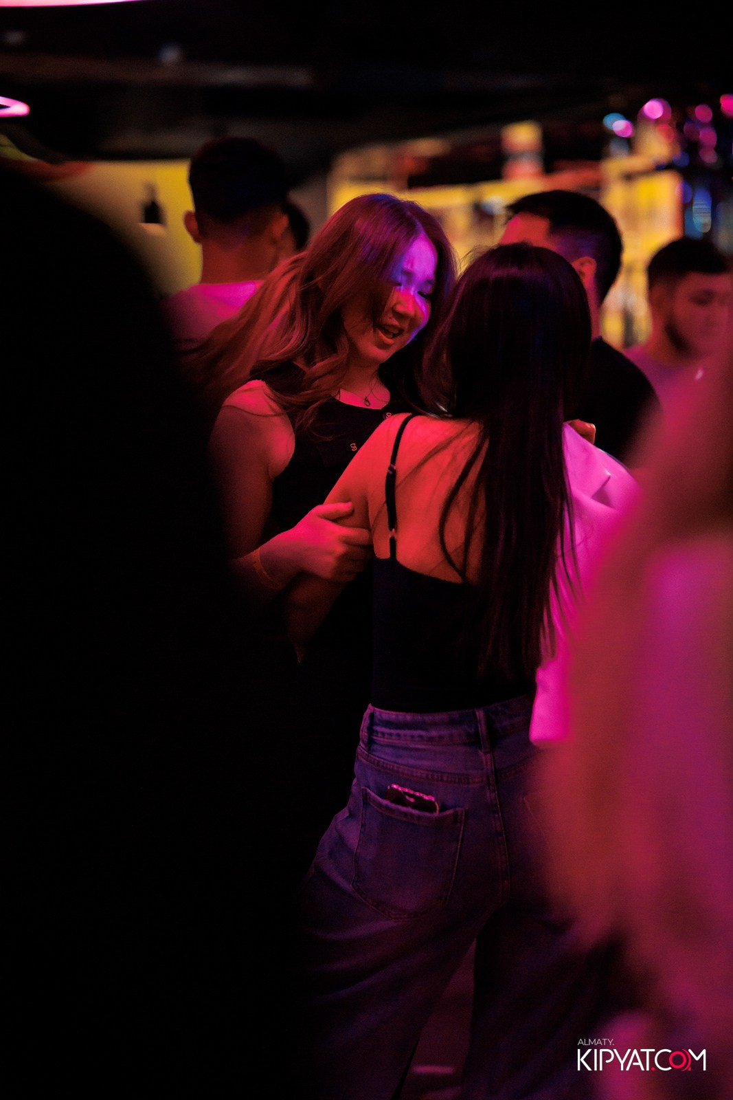 EVENT BAR. КИПЯТКОМ АЛМАТЫ!