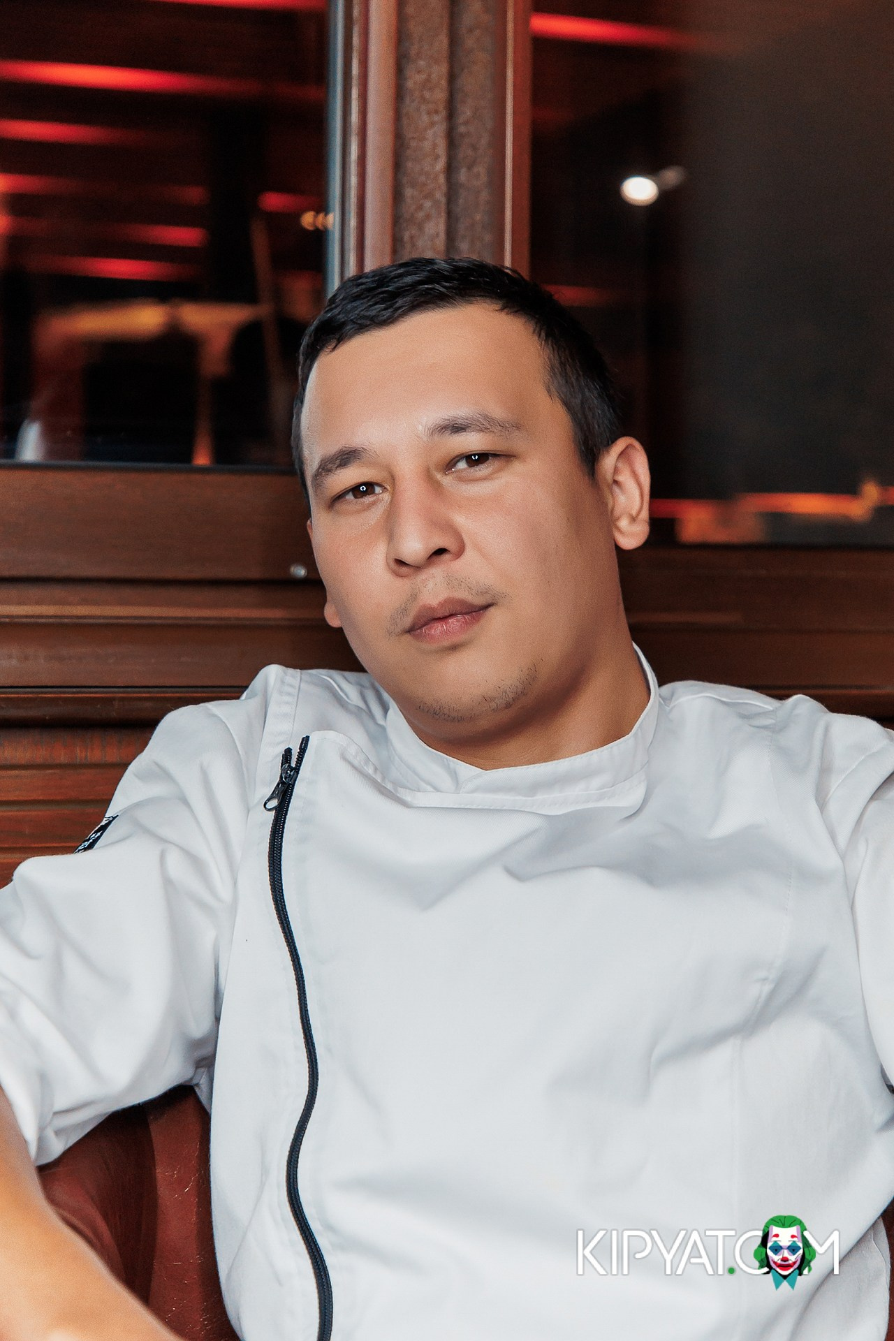 DICKENS RESTAURANT & BAR. КИПЯТКОМ АЛМАТЫ!