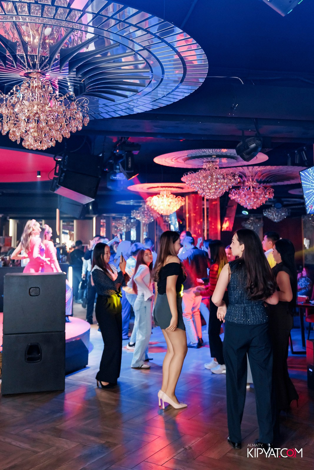 ЗАЯ, НА БИС. КИПЯТКОМ АЛМАТЫ!