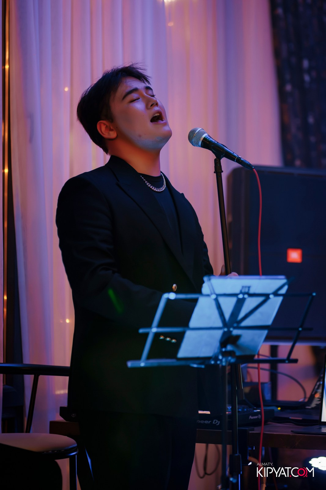 ОТКРЫТИЕ РЕСТОРАНА VESELIDZE НА АБАЯ. КИПЯТКОМ АЛМАТЫ! Фотосъемка мероприятий в Алматы