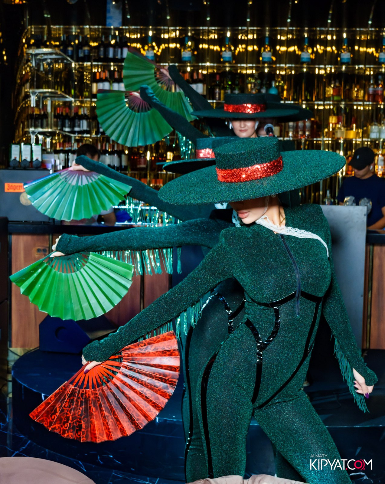 MOOD KARAOKE & TERRACE. КИПЯТКОМ АЛМАТЫ!