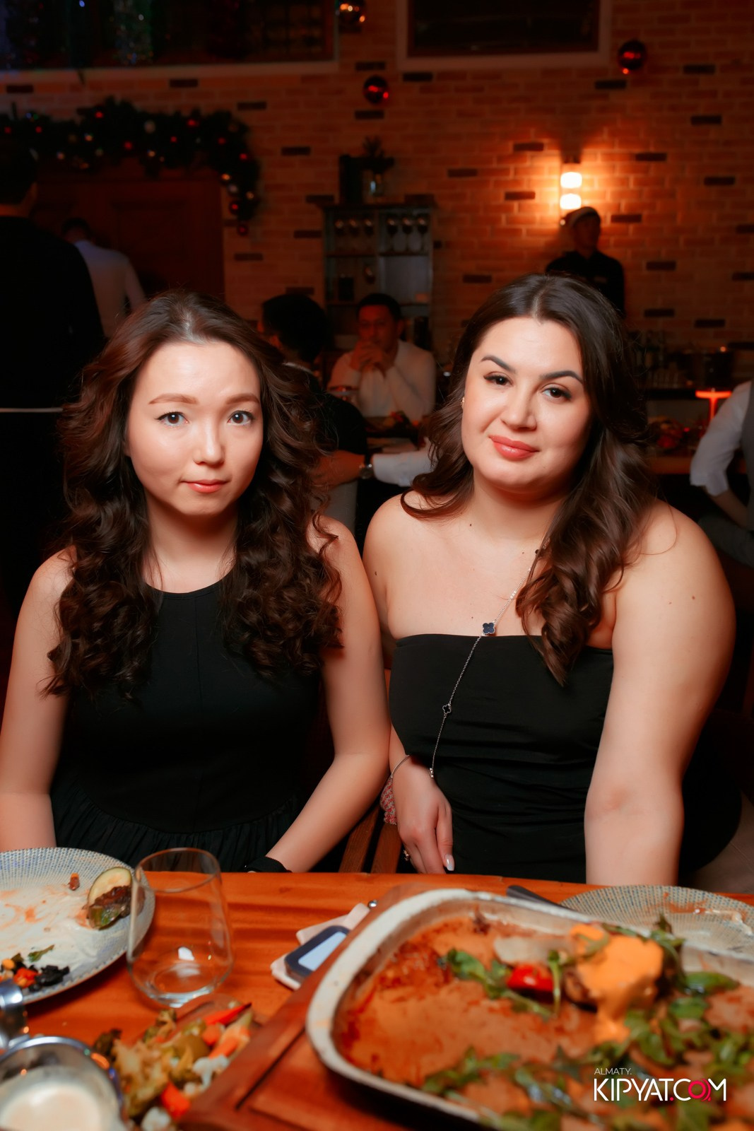 ZIYAFET STEAK HOUSE. КИПЯТКОМ АЛМАТЫ!