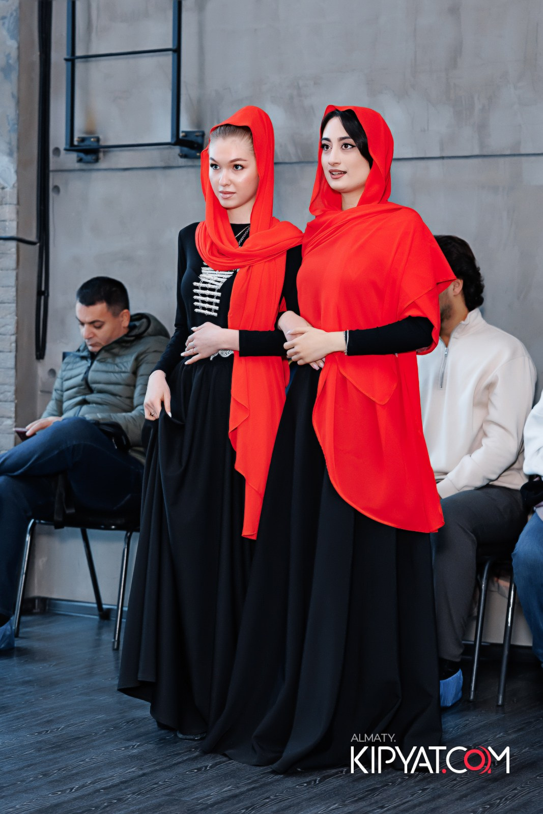 BLOCKBUSTER ТАНЦЕВАЛЬНАЯ АКАДЕМИЯ. КИПЯТКОМ АЛМАТЫ!