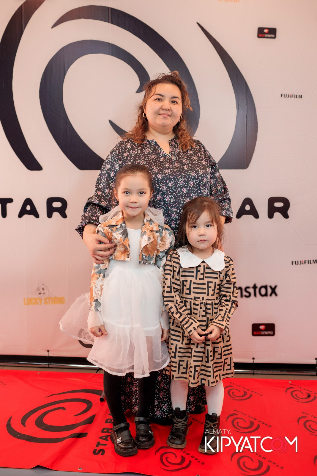 ПРЕЗЕНТАЦИЯ 9 ГРУППЫ КИНОПРОЕКТА «STARBALALAR». КИПЯТКОМ АЛМАТЫ!