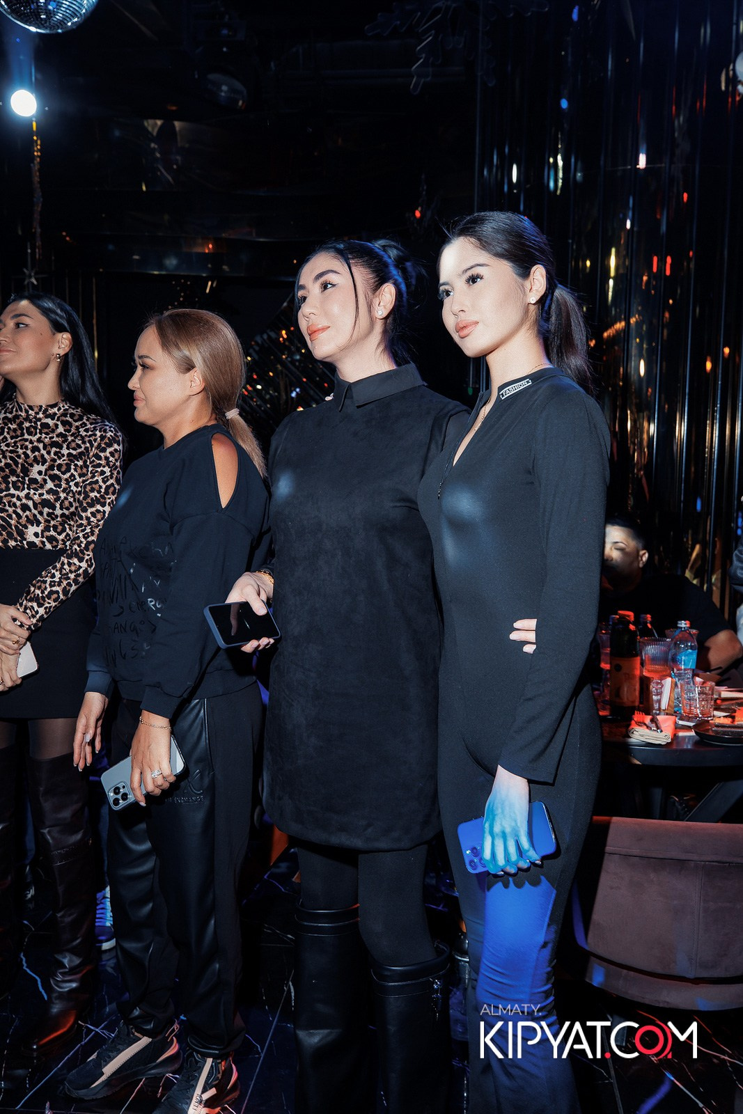 MOOD KARAOKE & TERRACE. КИПЯТКОМ АЛМАТЫ!