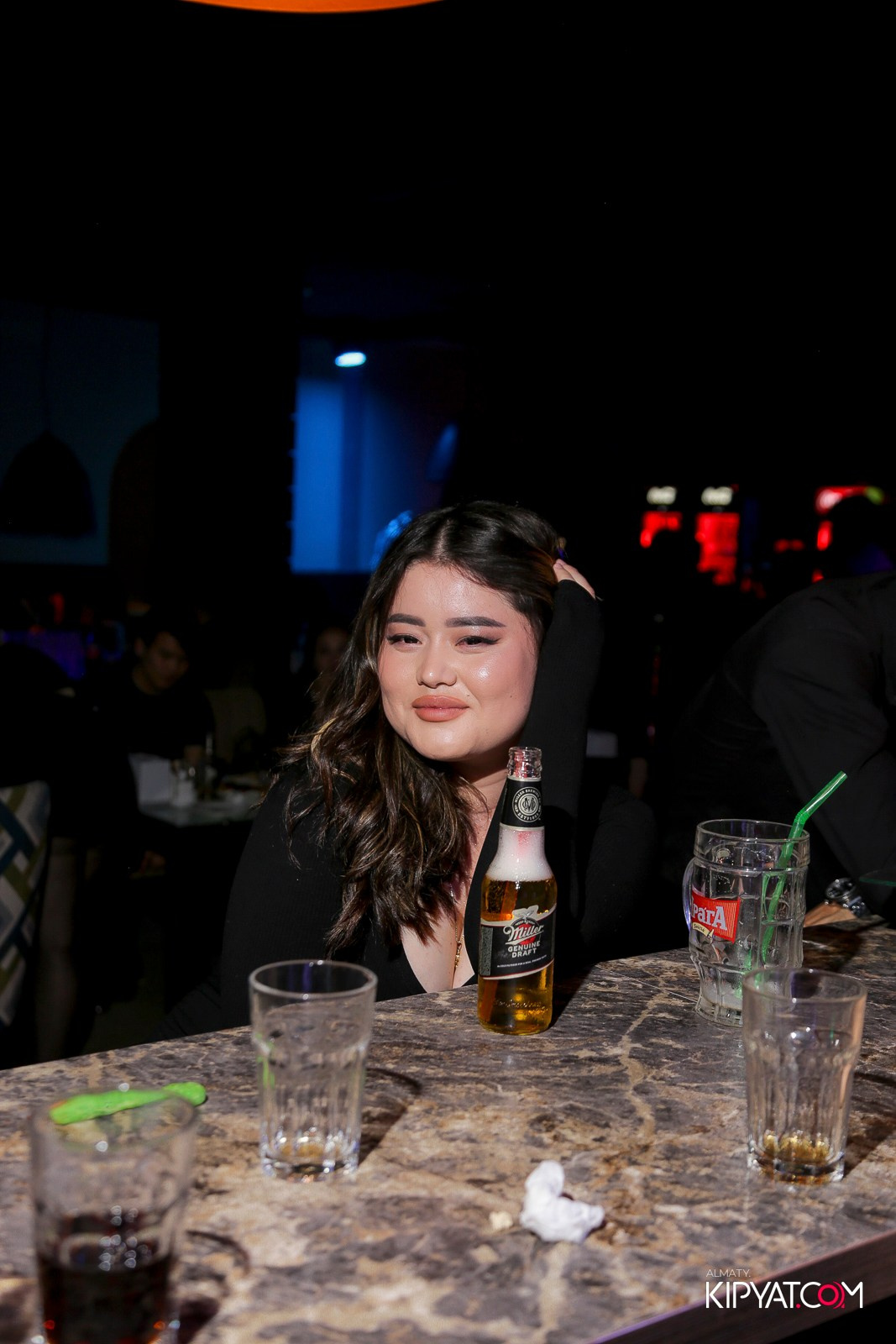 ARAGOSTA ДИСКО-БАР. КИПЯТКОМ АЛМАТЫ!