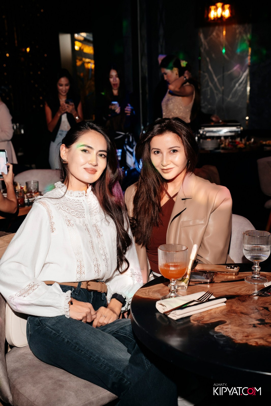 KARAOKE BATTLE В MOOD KARAOKE & TERRACE. КИПЯТКОМ АЛМАТЫ!